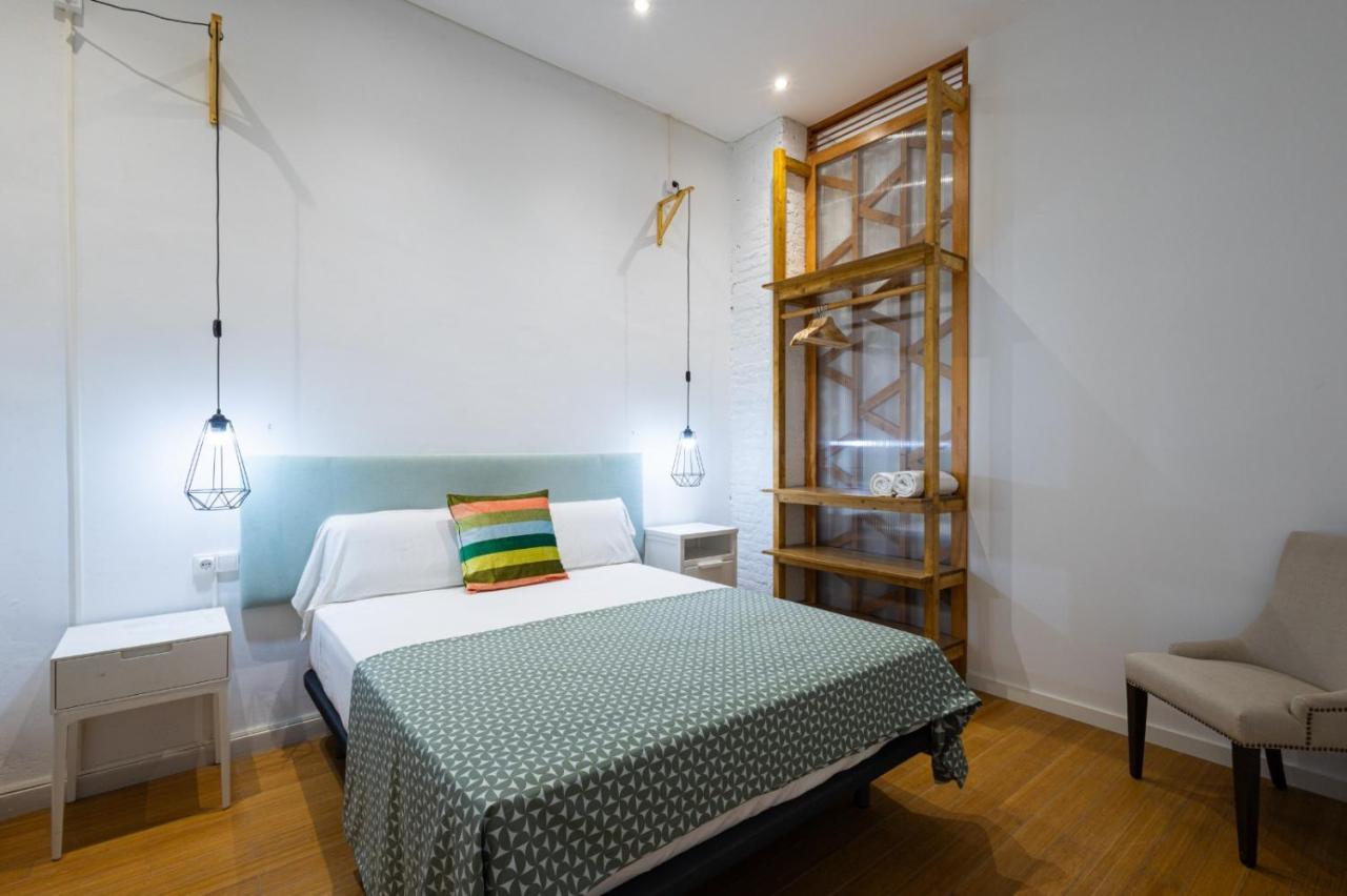 Florit Flats - The Vella Apartment 발렌시아 외부 사진
